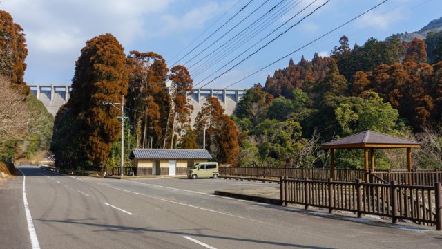 嘉瀬川ダム河畔公園