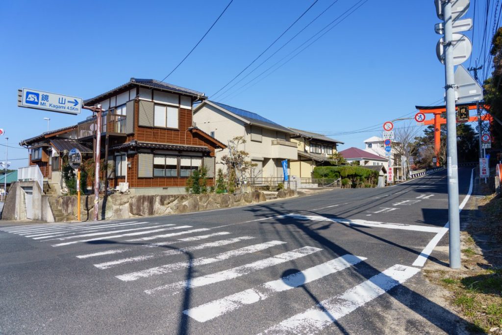 鏡山の鳥居